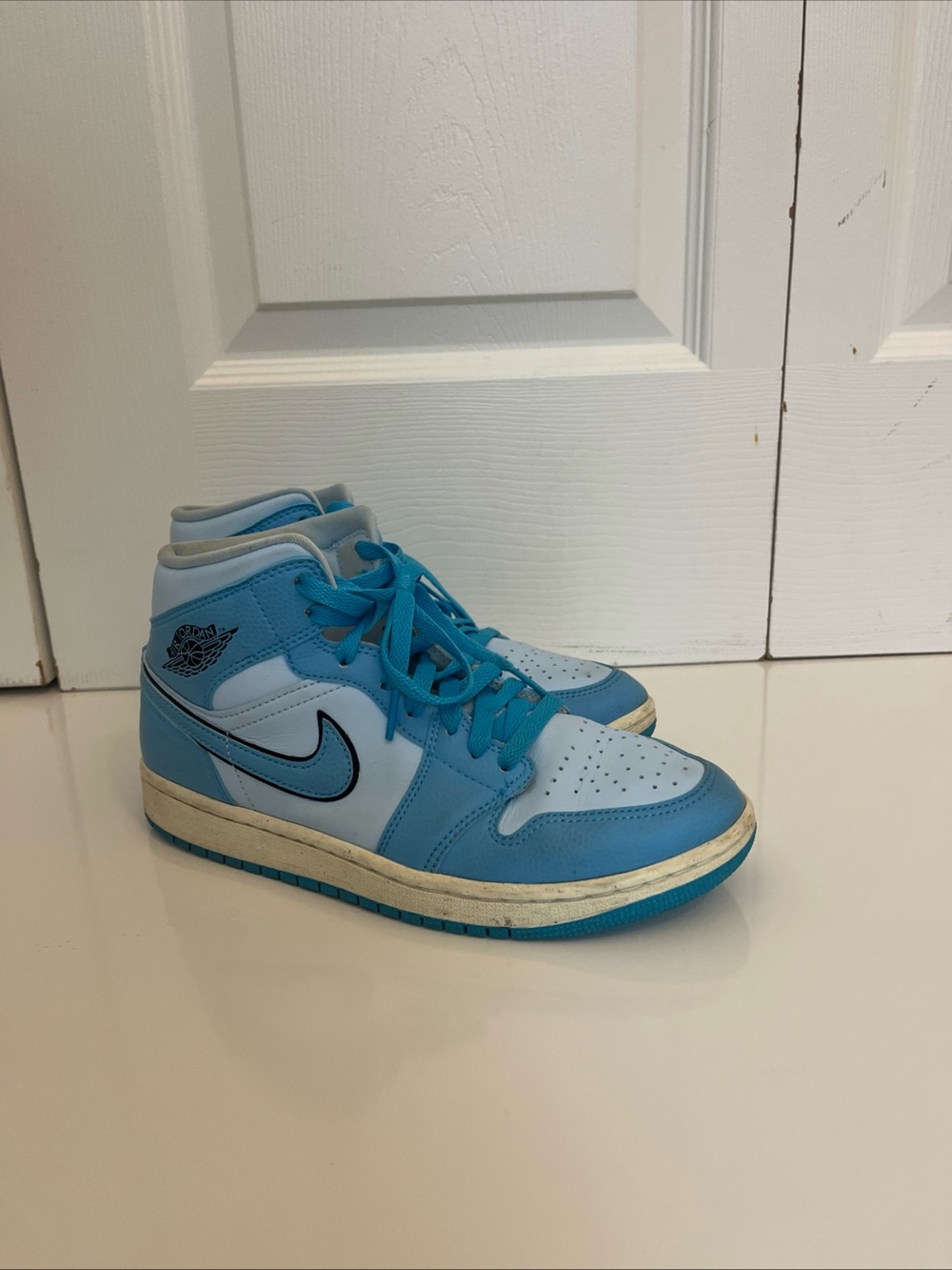 Nike Mid-Top Sneakers - Light Blue/White